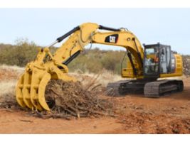 Pin Grabber Coupler clearing brush with rake and Pro Plus thumb