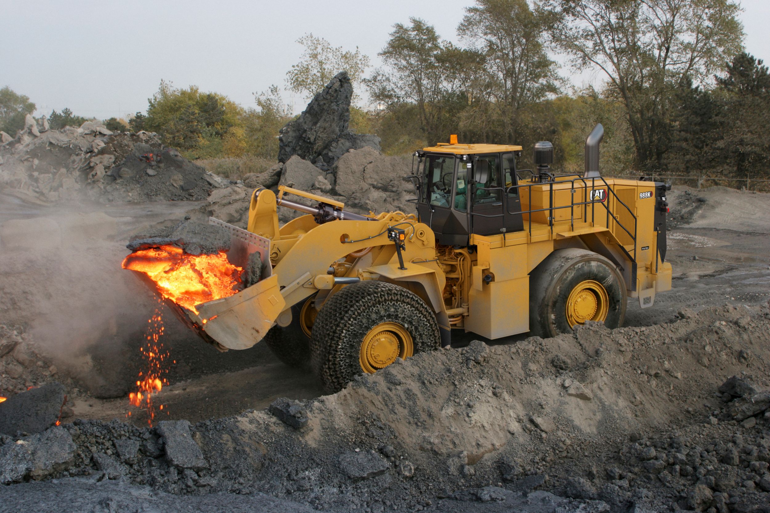 988K Large Wheel Loader - Steel Mill Arrangement