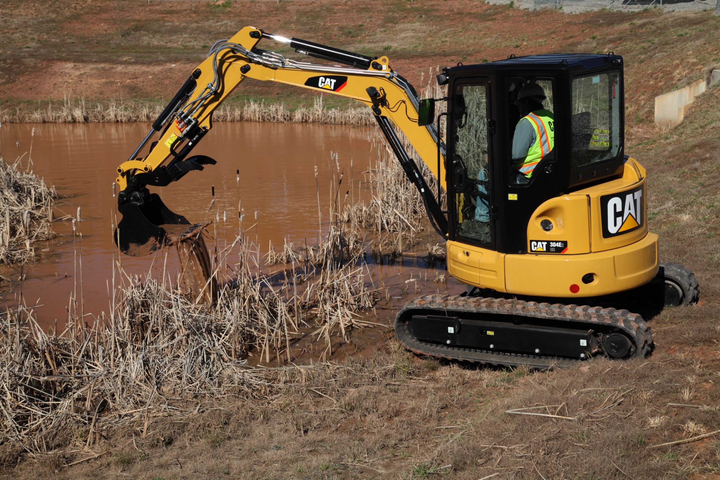 304E2 CR Mini Hydraulic Excavator