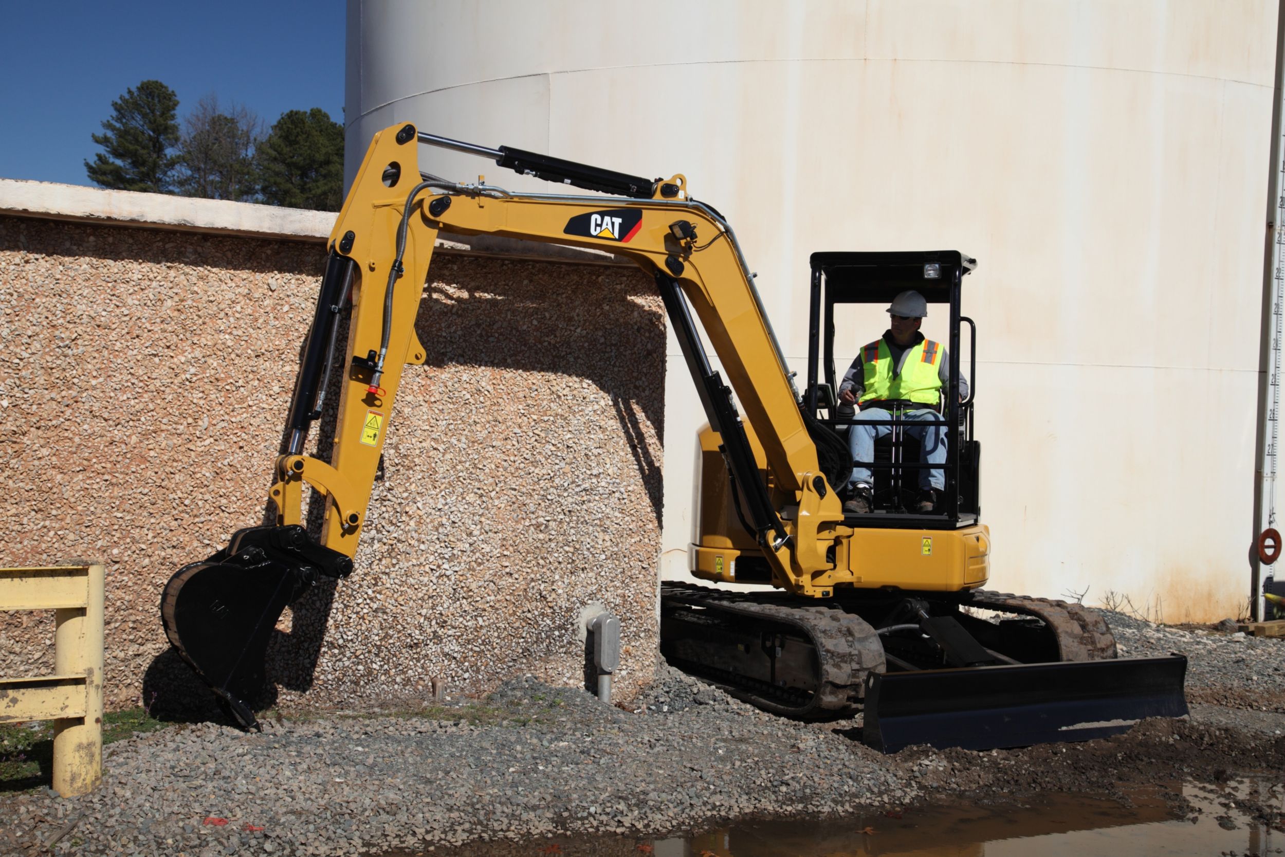 305e2 Cr Mini Excavator Cat Caterpillar