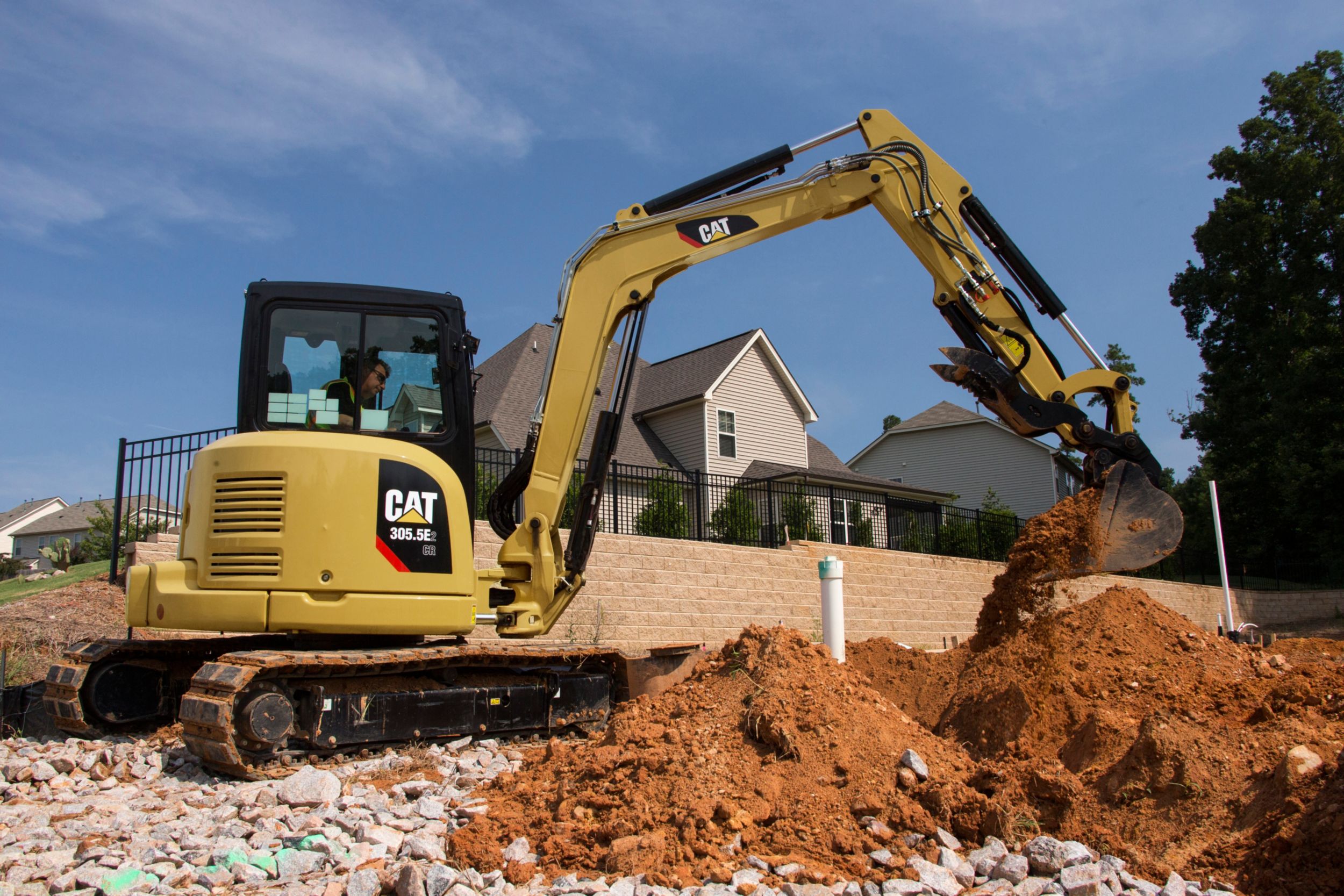 305 5e2 Cr Mini Excavator With Swing Boom Cat Caterpillar