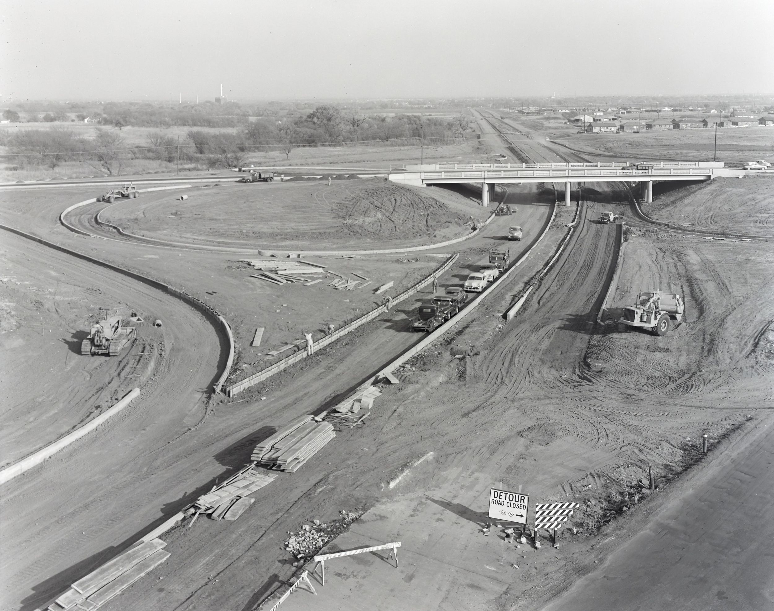 Caterpillar DW21 wheel tractor-scraper