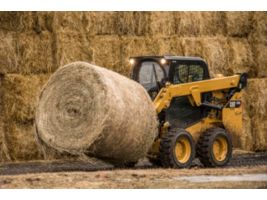 Cat® Bale Spear in Action