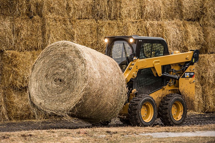 Cat® Bale Spear in Action