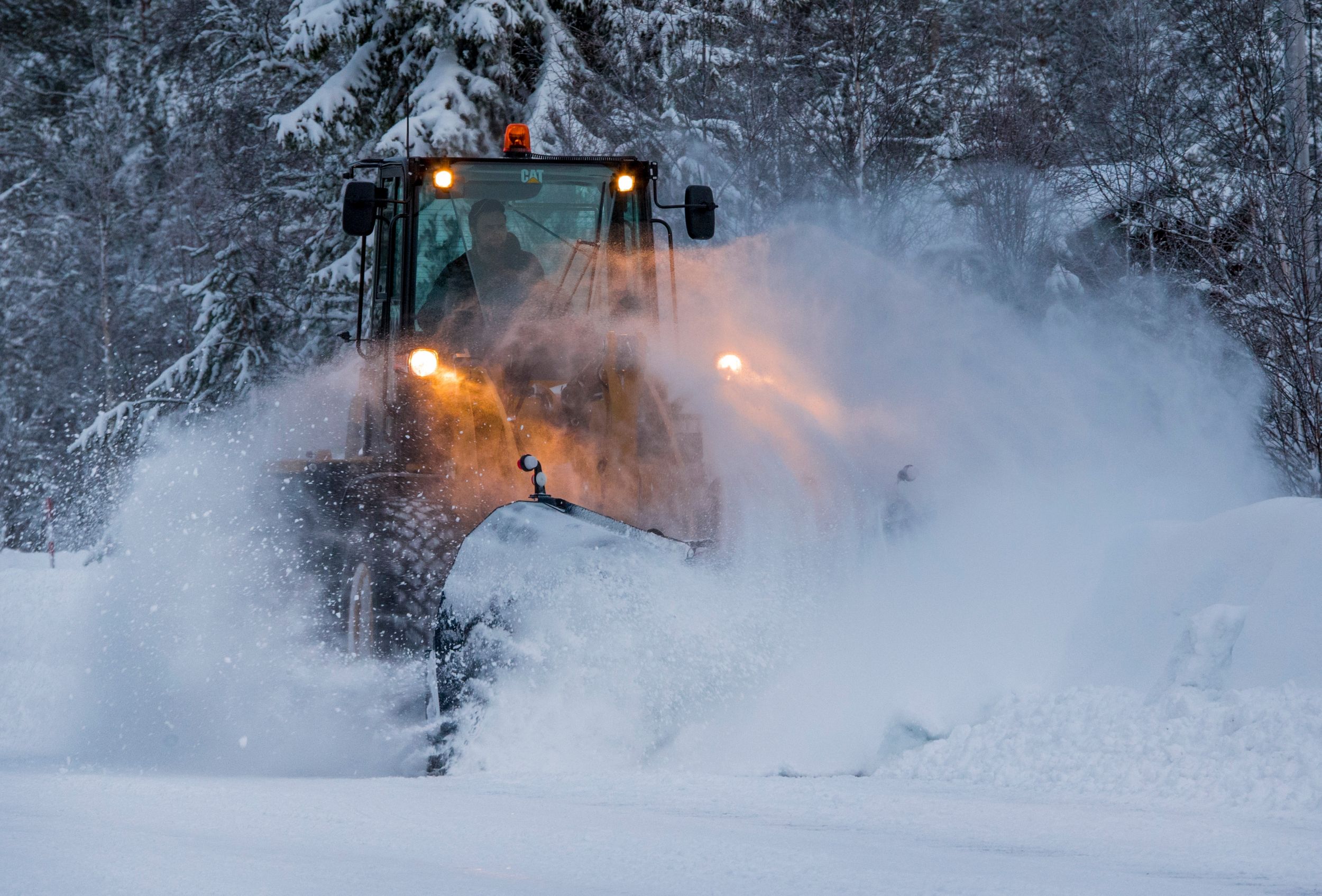 914K Compact Wheel Loader, Sweden, Snow removal