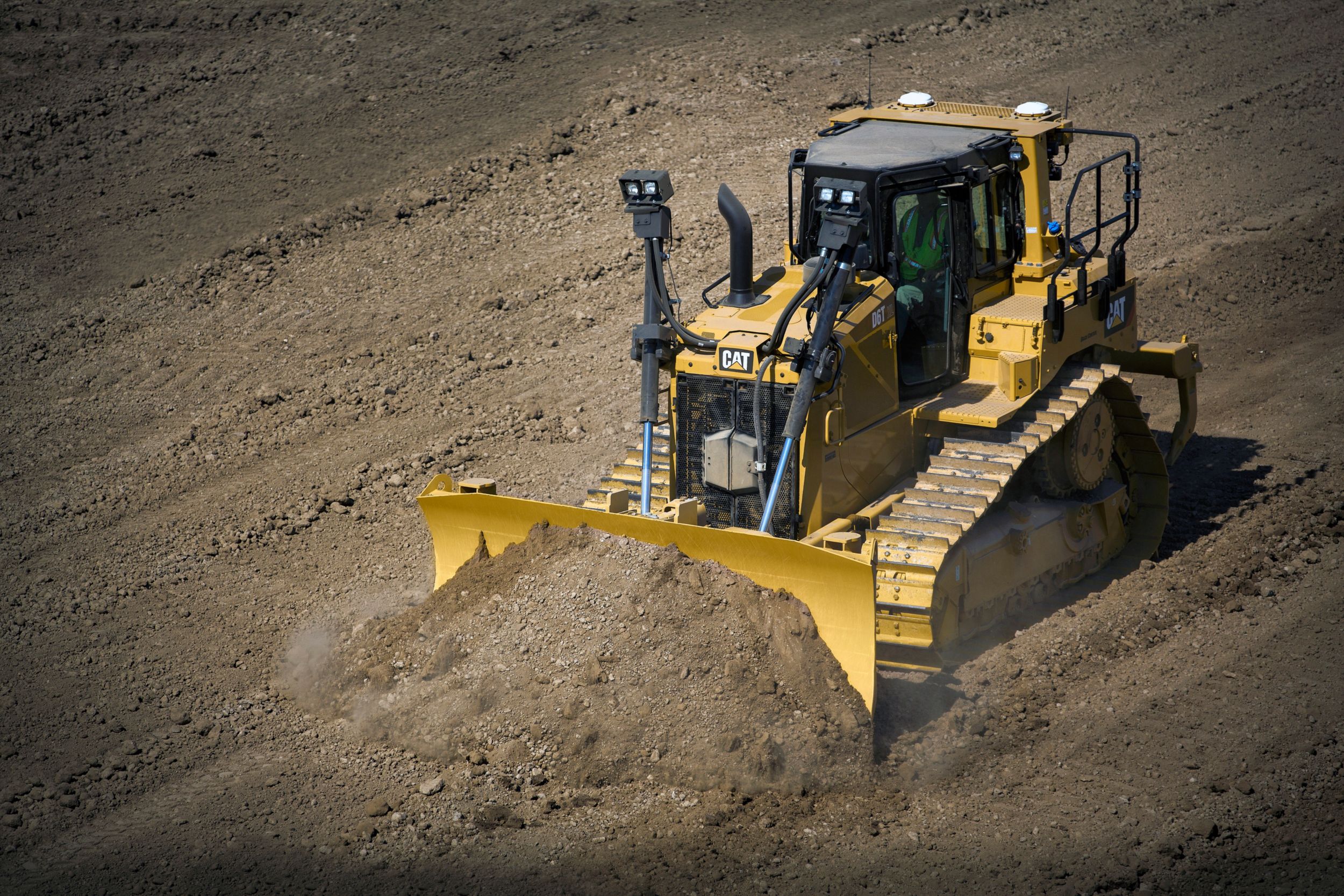 Бульдозер новости. Бульдозер Cat d6. Катерпиллер бульдозер. Бульдозер Cat d6 новый. Cat d6t XL.