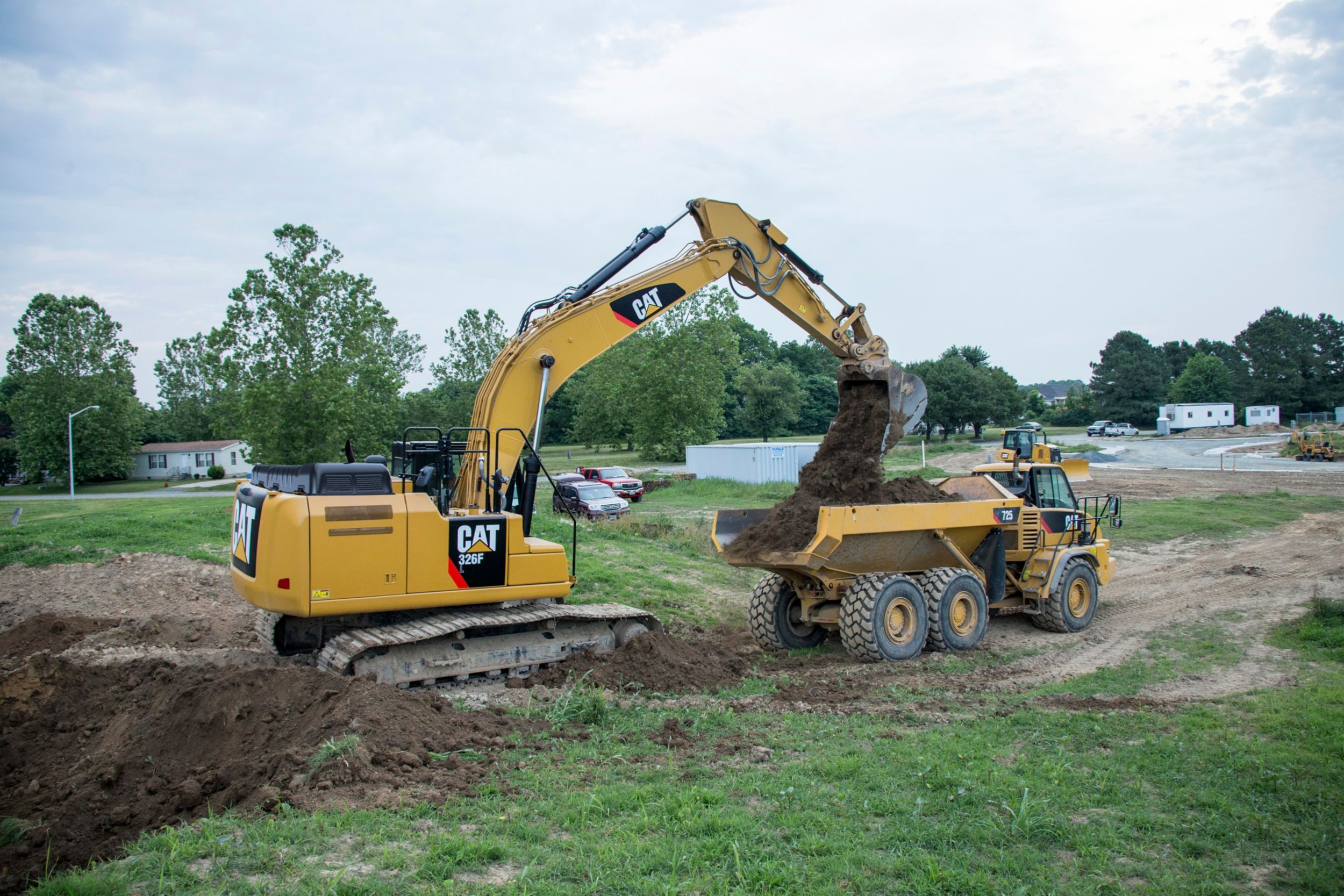 326F L escavadeira de médio