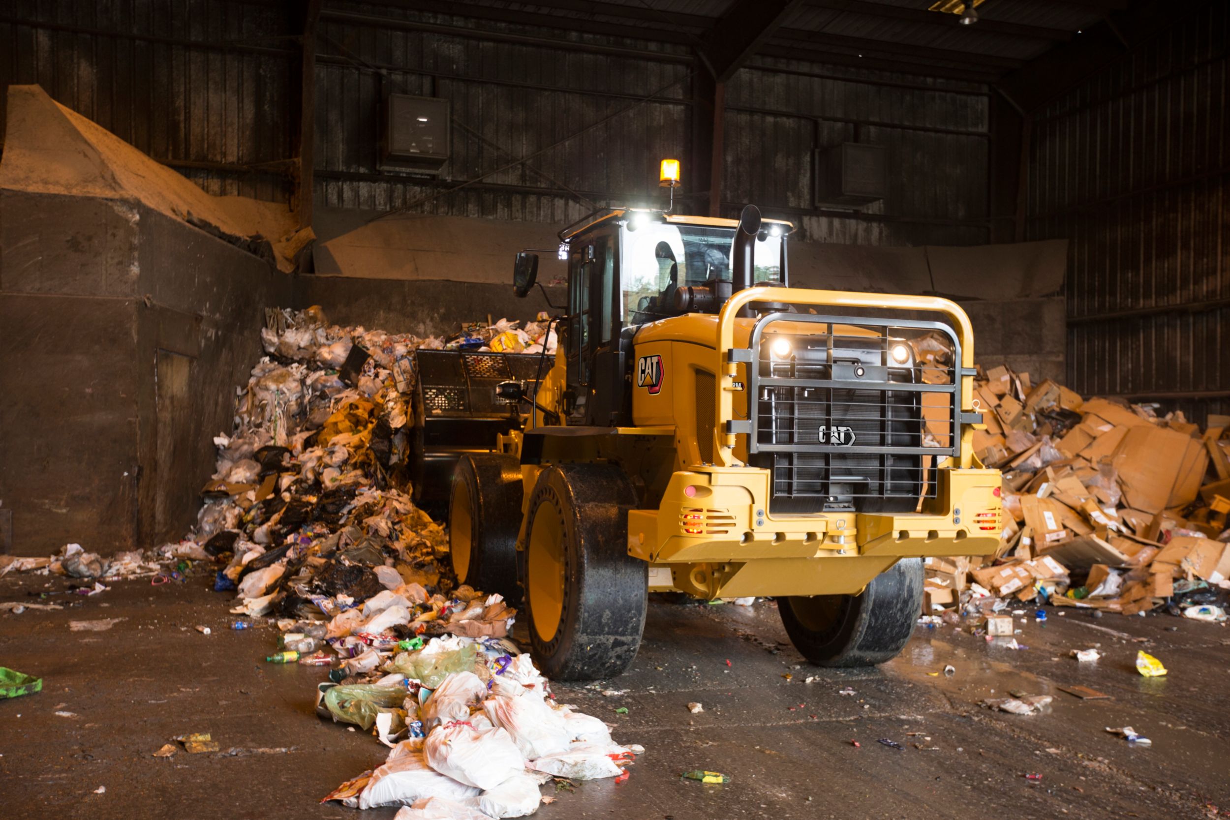 Small Wheel Loaders 938M Waste Handler