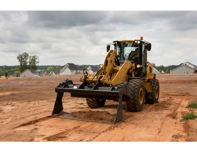 Small Wheel Loader Multi-Purpose Bucket Back-dragging Operation