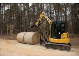 Cat®Bale Spear在Cat 304.5E2上使用