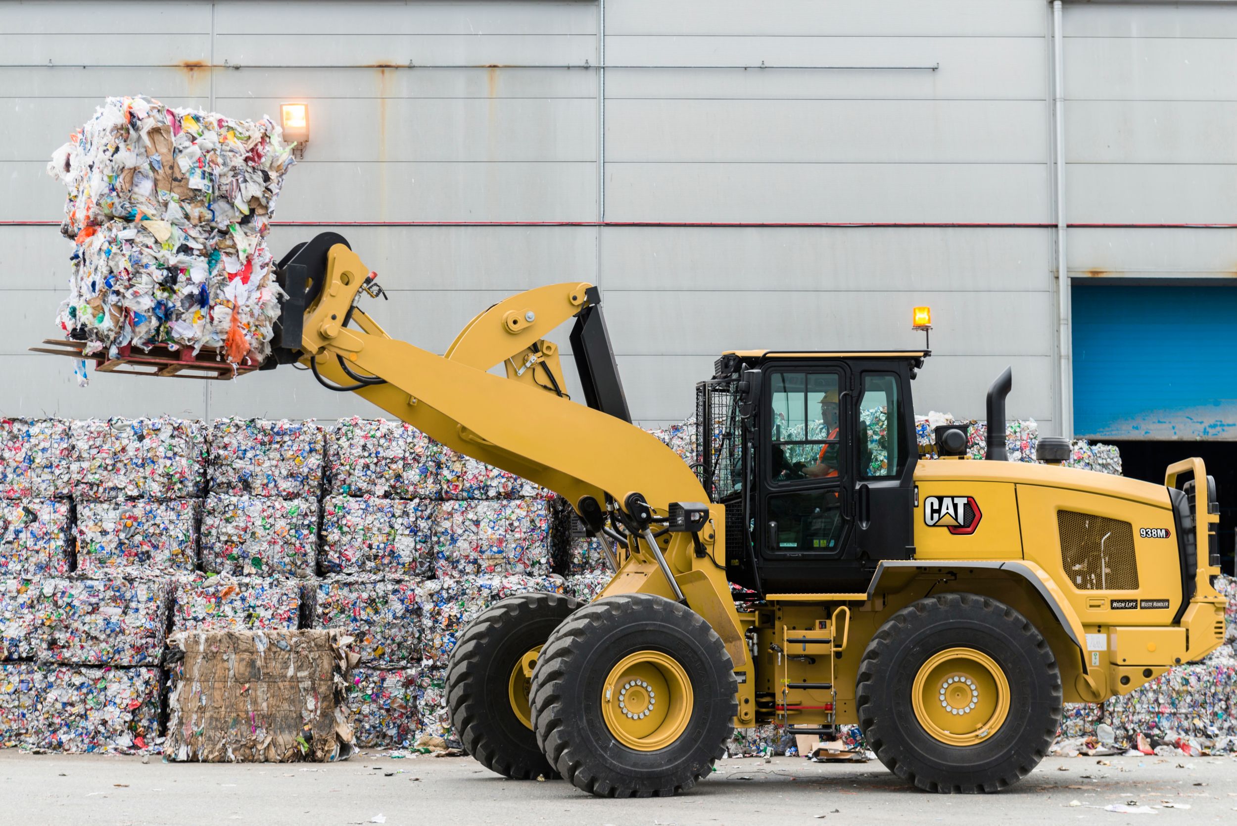 930m Waste Handler Small Wheel Loader Finning Cat