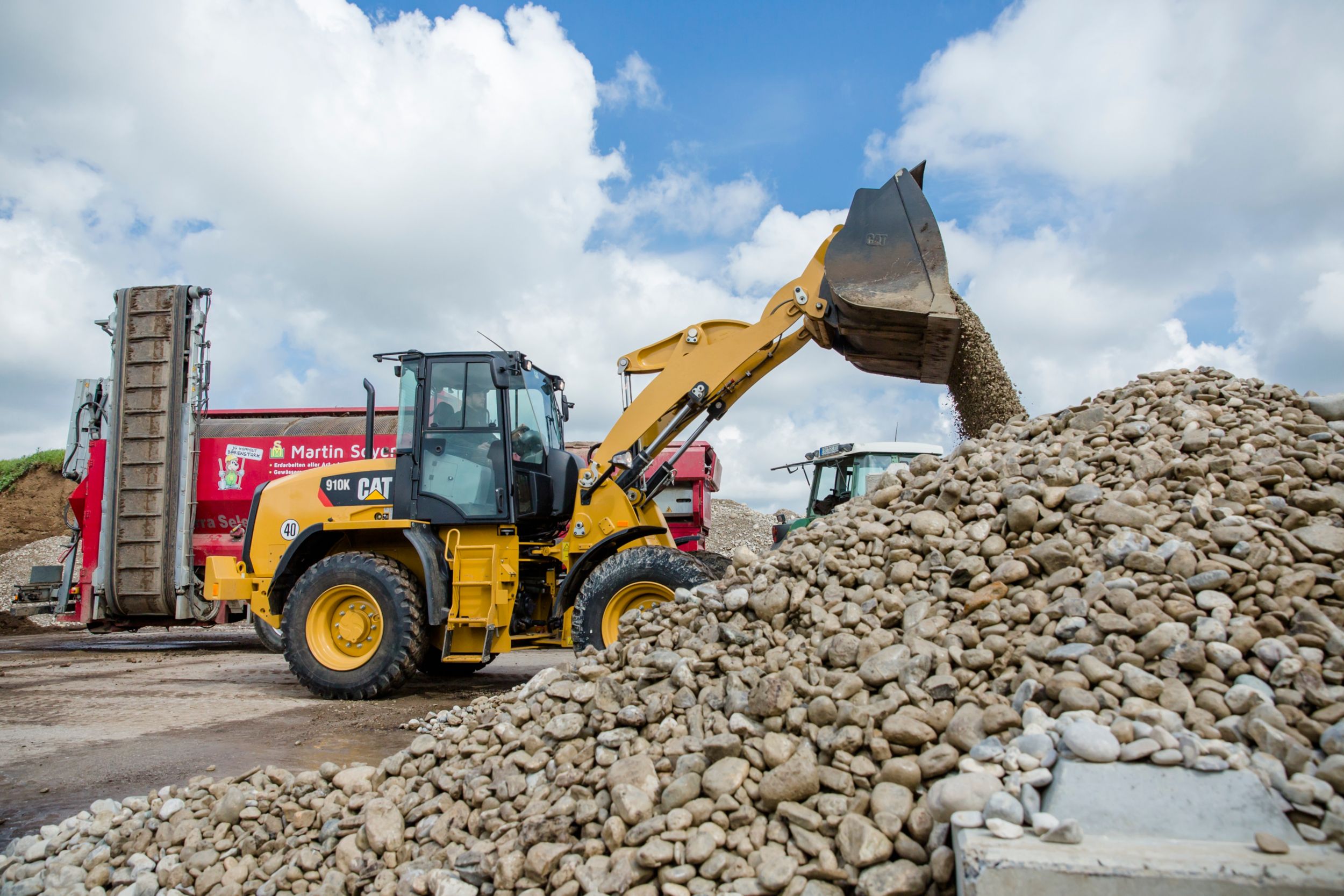 Varillaje del cargador de levantamiento paralelo.