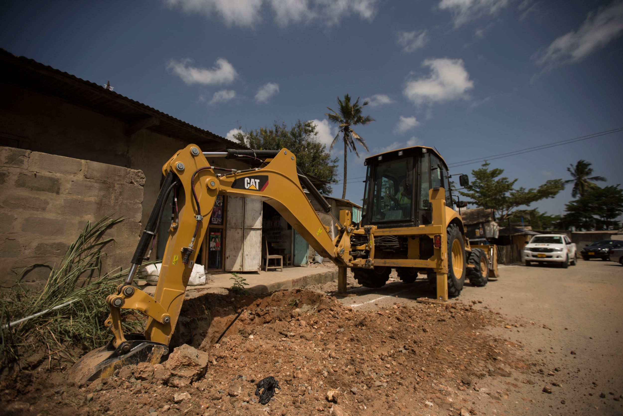 Купить объявление экскаватор. Экскаватор-погрузчик Caterpillar 426f2. Экскаватор погрузчик Катерпиллер 426 f 2. Катерпиллер экскаватор 426. Экскаватор-погрузчик Cat 426f2.