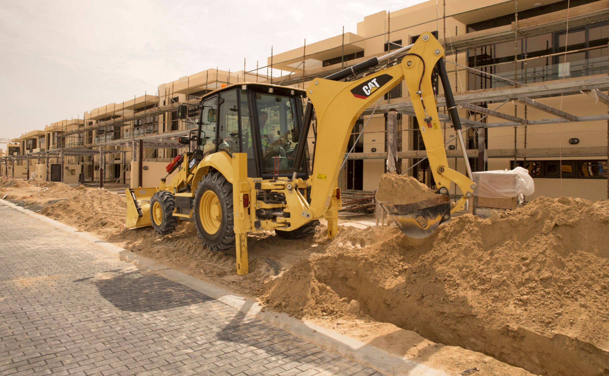 426F2 Экскаватор-погрузчик