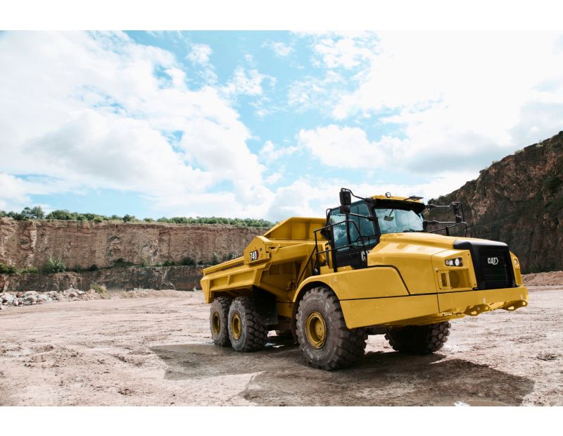740 EJ Articulated Truck