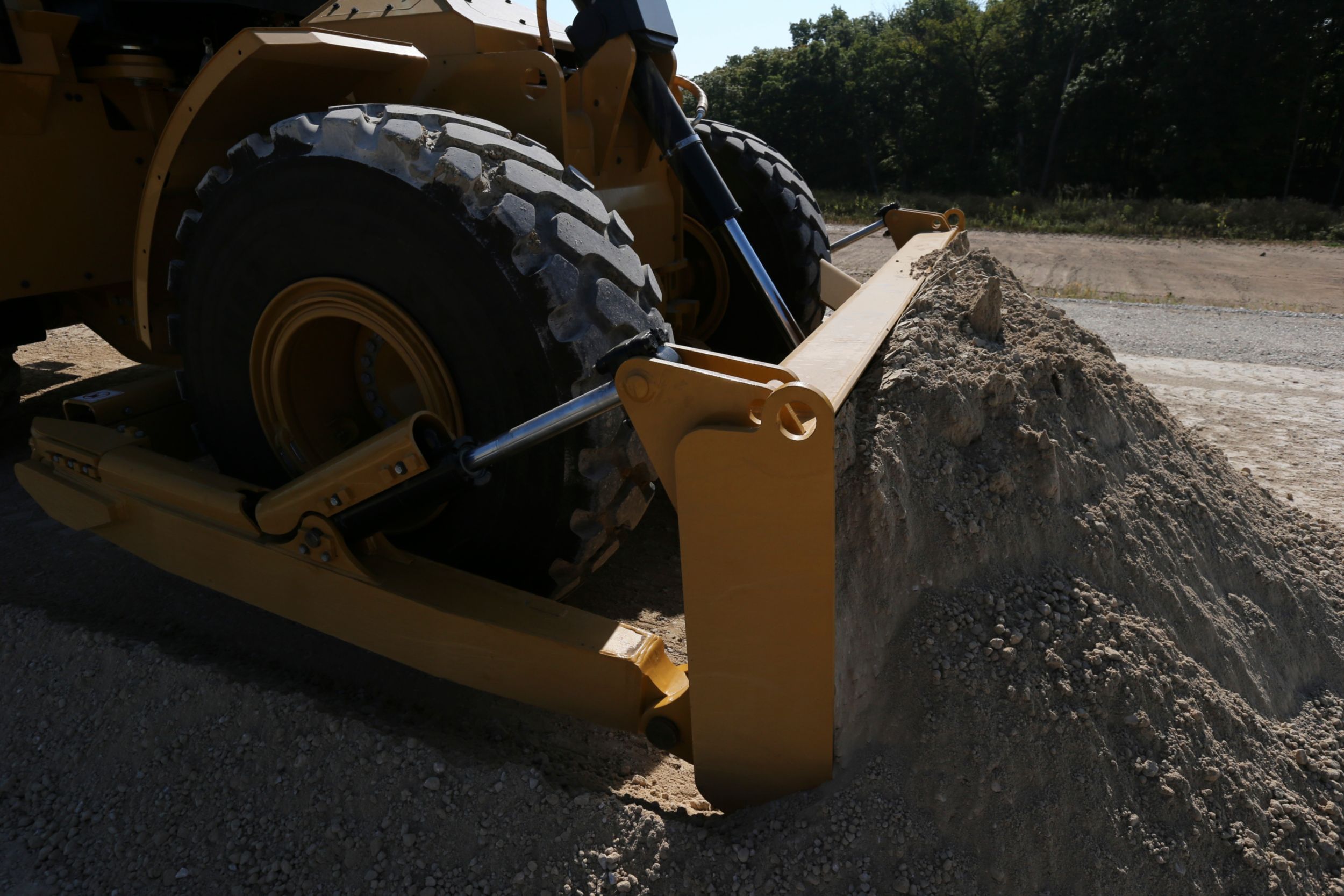 814 Wheel Dozer