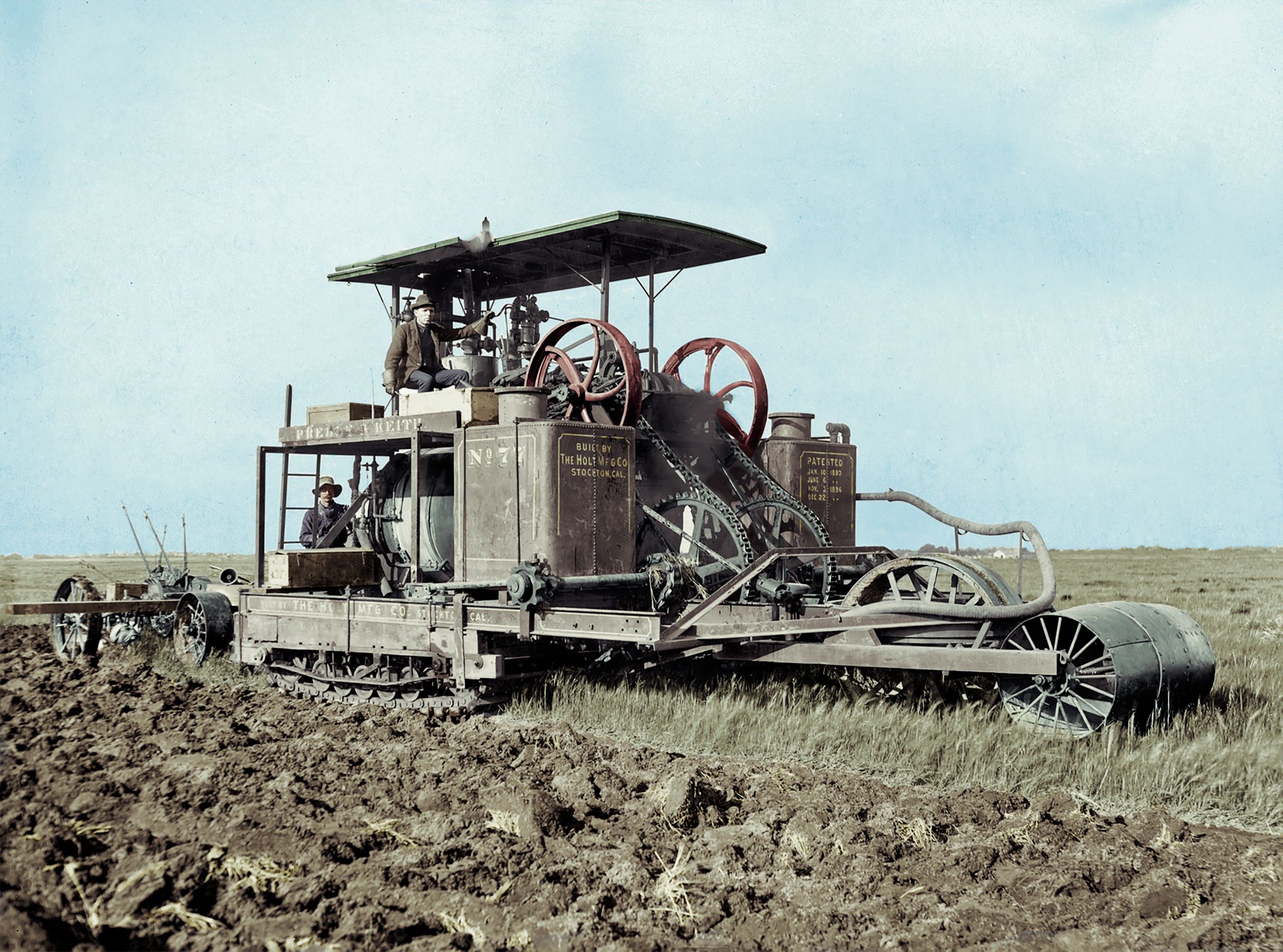 Pliny Holt aux commandes de la n° 77 en 1905