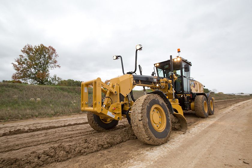 140 Motor Grader