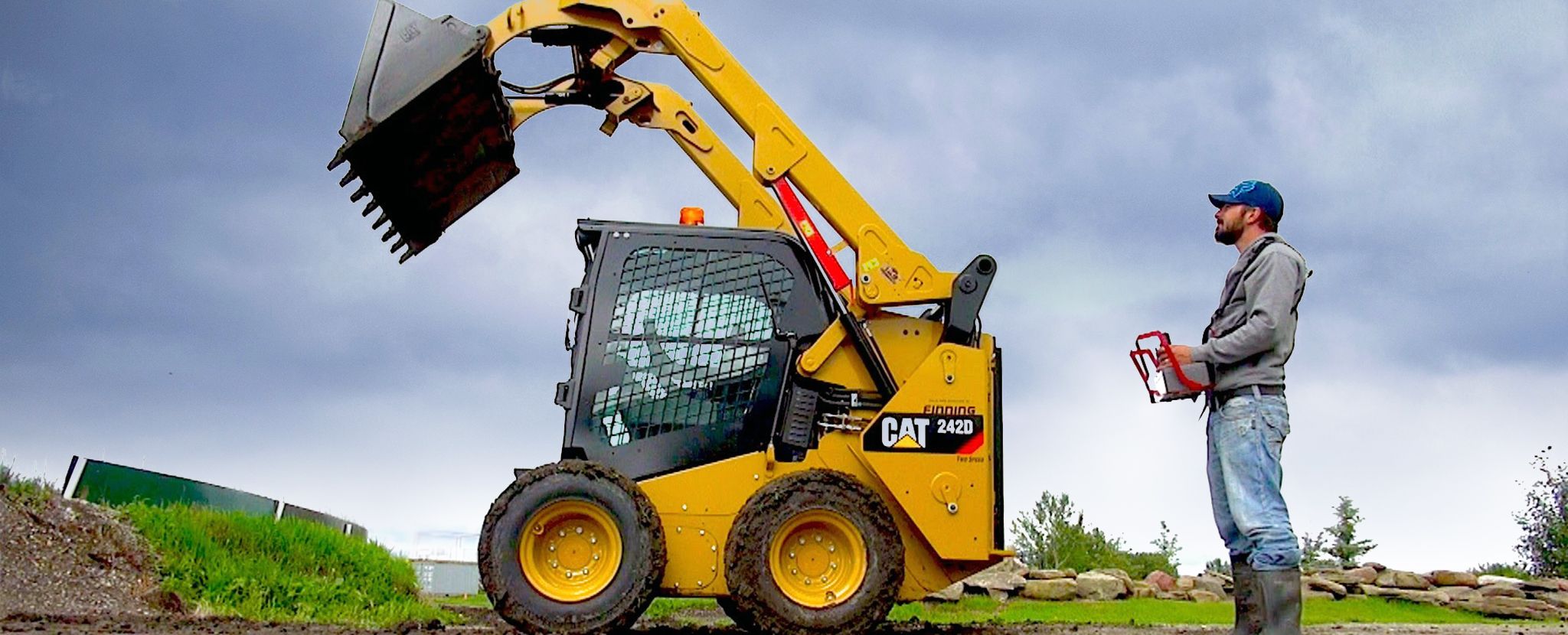 caterpillar remote control loader