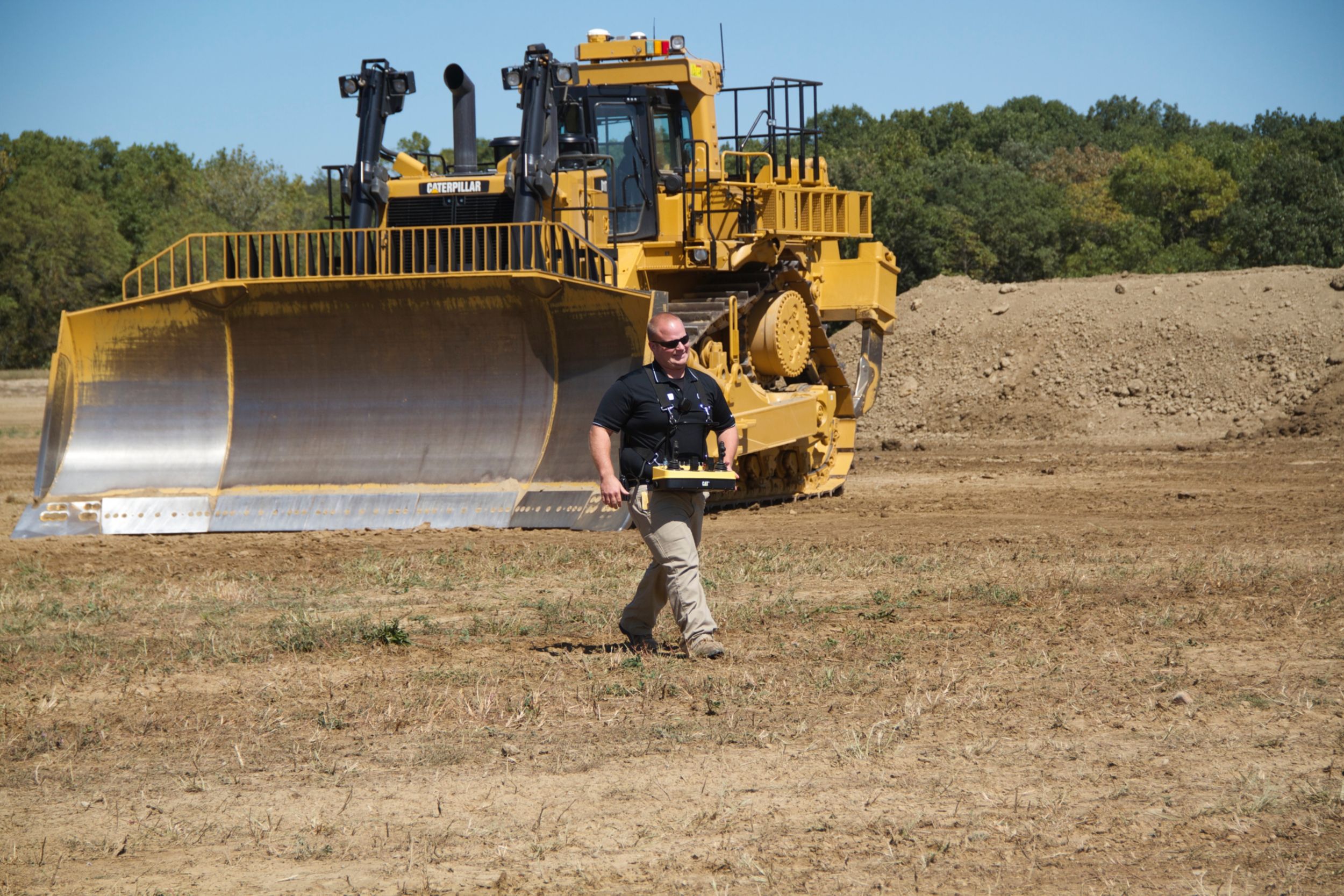 операторы, занимающиеся демонстрацией