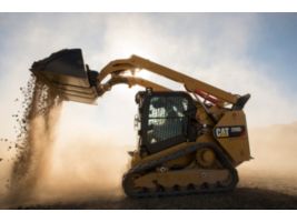 CAT®299D2紧凑型轨道装载机，工业桶在工作中