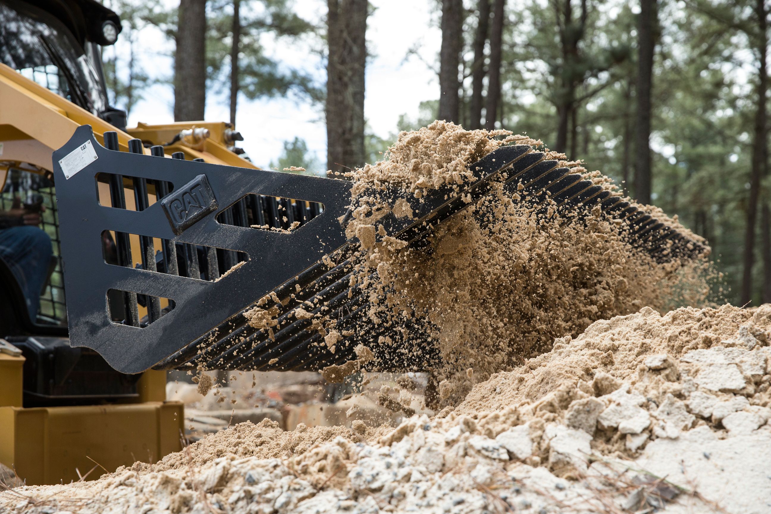 How to Choose the Right Bucket for Your Wheel Loader