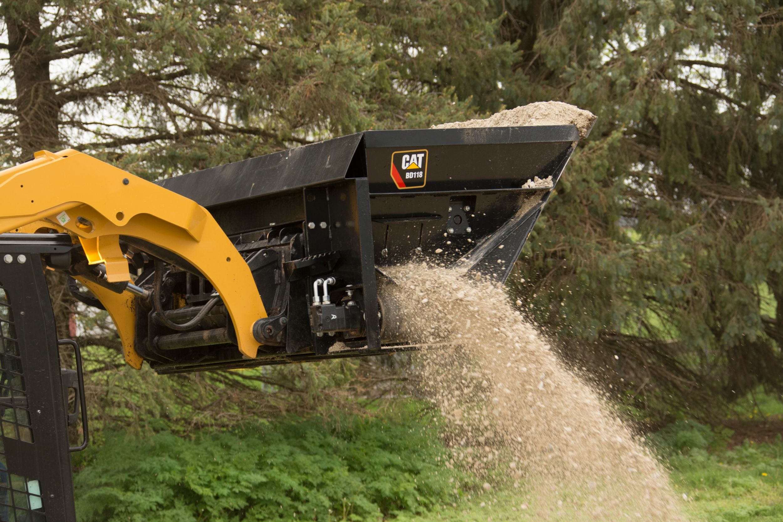 BD118 Sawdust Side Discharge Buckets | Cat | Caterpillar