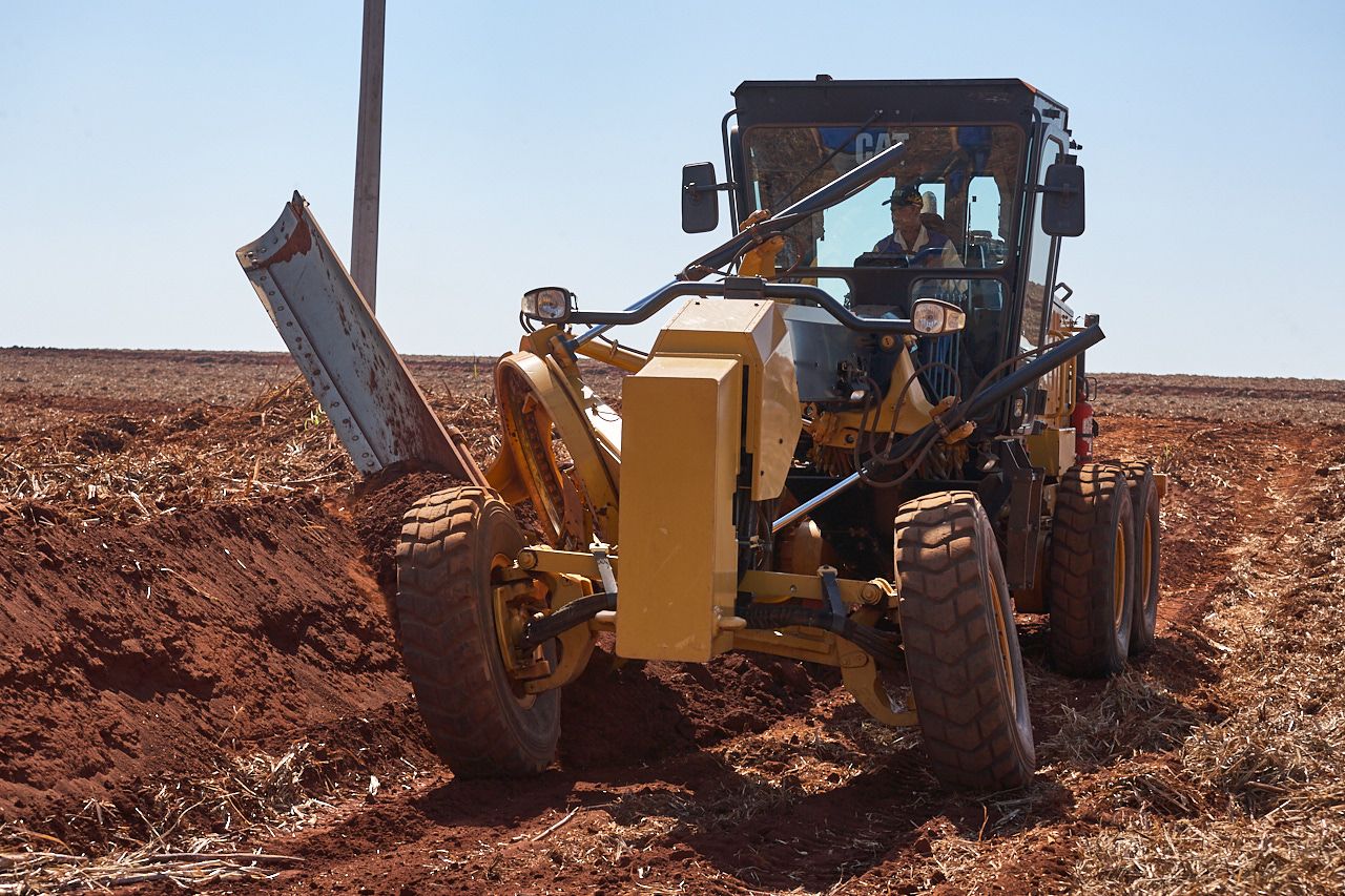 120 motor-graders