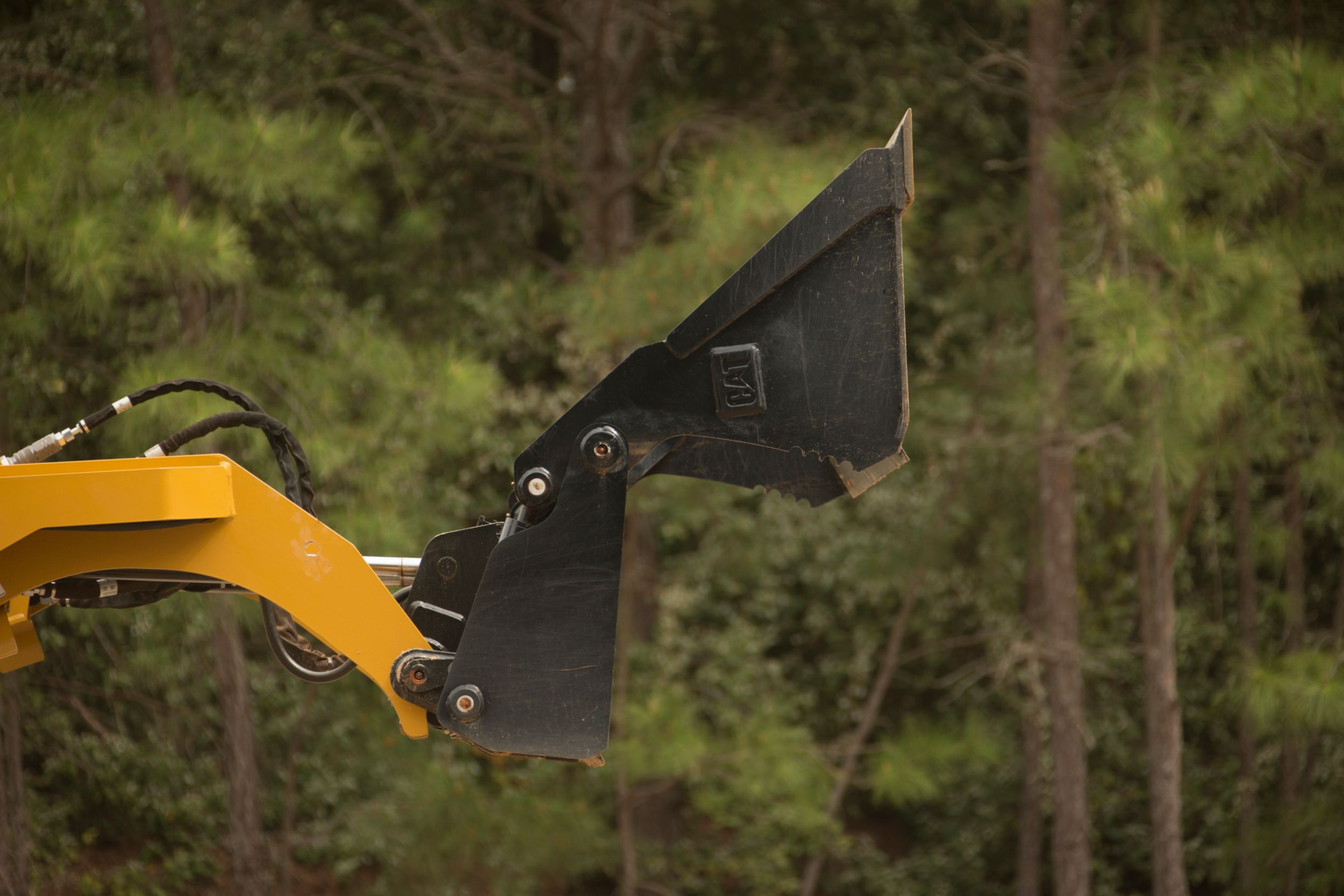 La mandíbula de sujeción se abre 89°