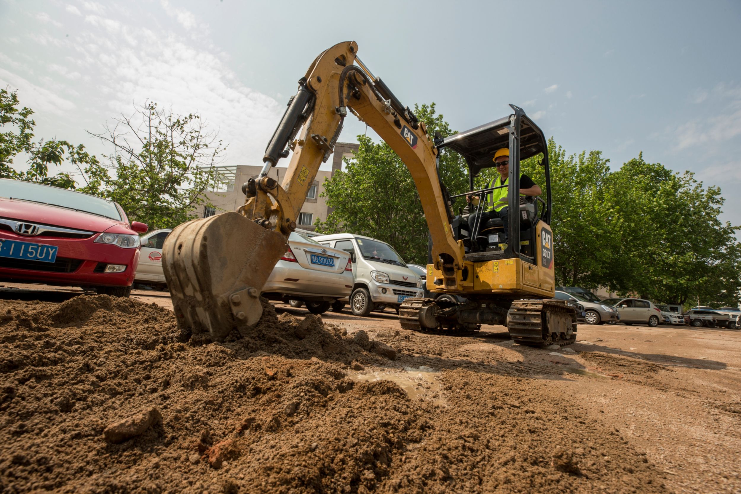 301.7 CR 小型液压挖掘机