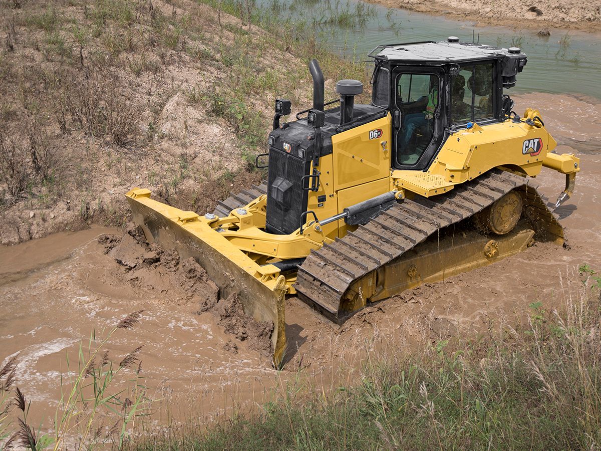 D6 XE with Electric Drive Works in Every Dozer Application - Including Water!