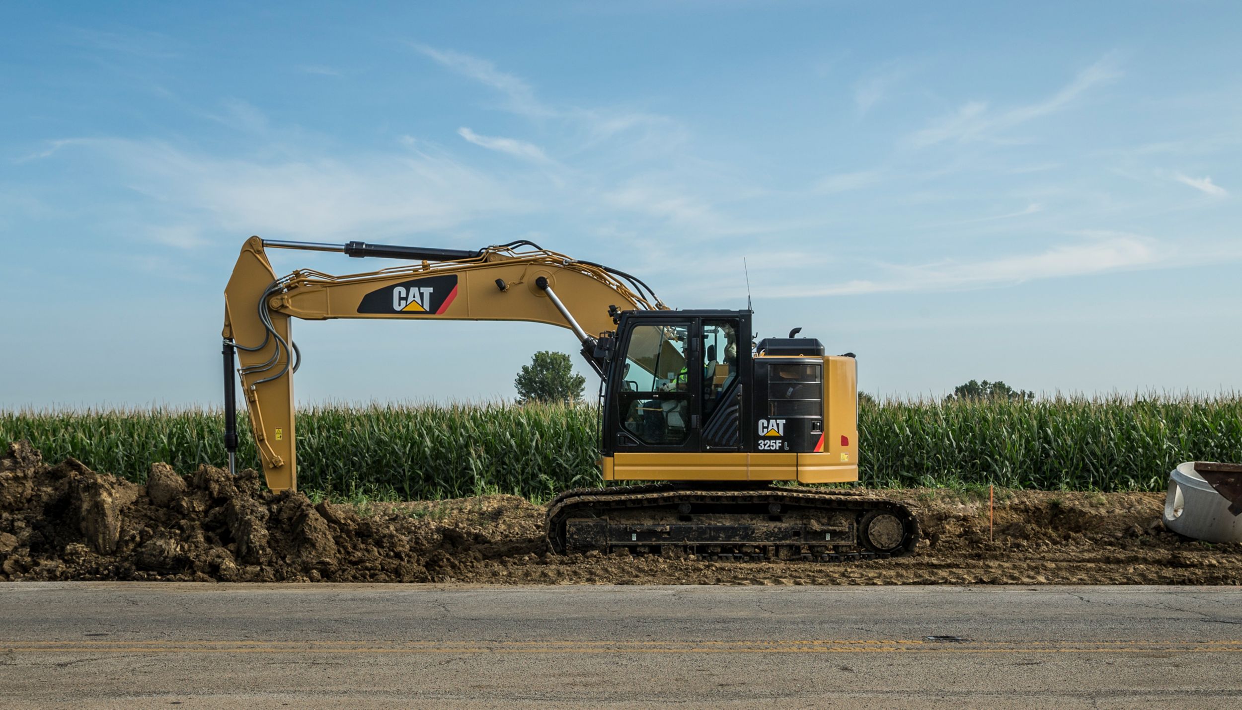 Cat | 325F L (2017) | Caterpillar