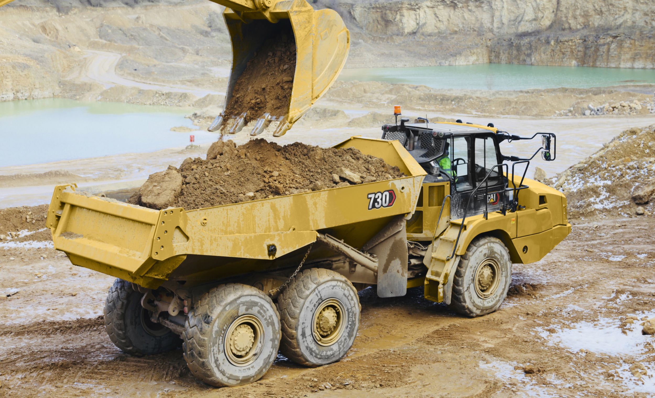 730 Articulated Haul Truck | Cat | Caterpillar