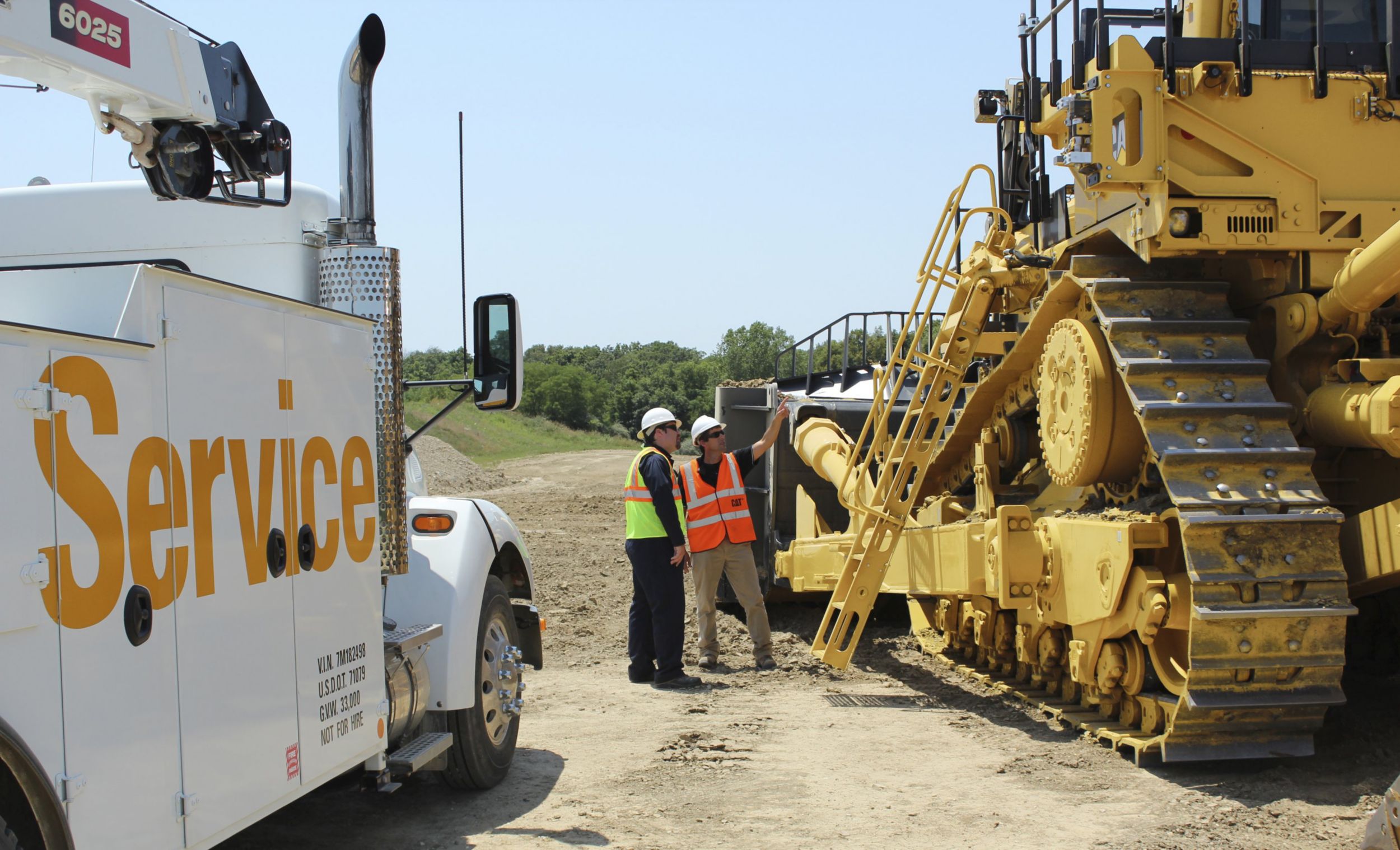 Бульдозер cat d11. Катерпиллер 11 бульдозер. Caterpillar d11t. Caterpillar d11t CD. Бульдозер Caterpillar d11.