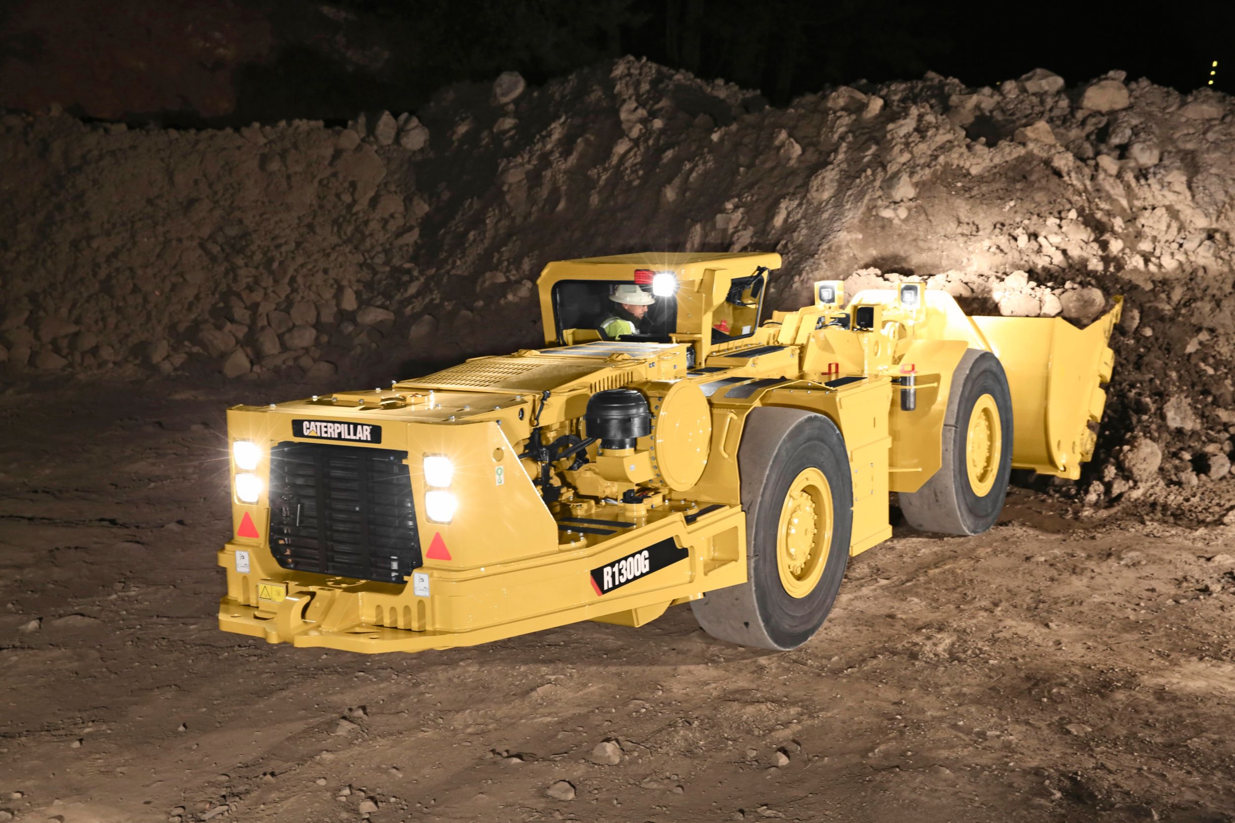 product-R1300G Underground Mining Load-Haul-Dump (LHD) Loaders