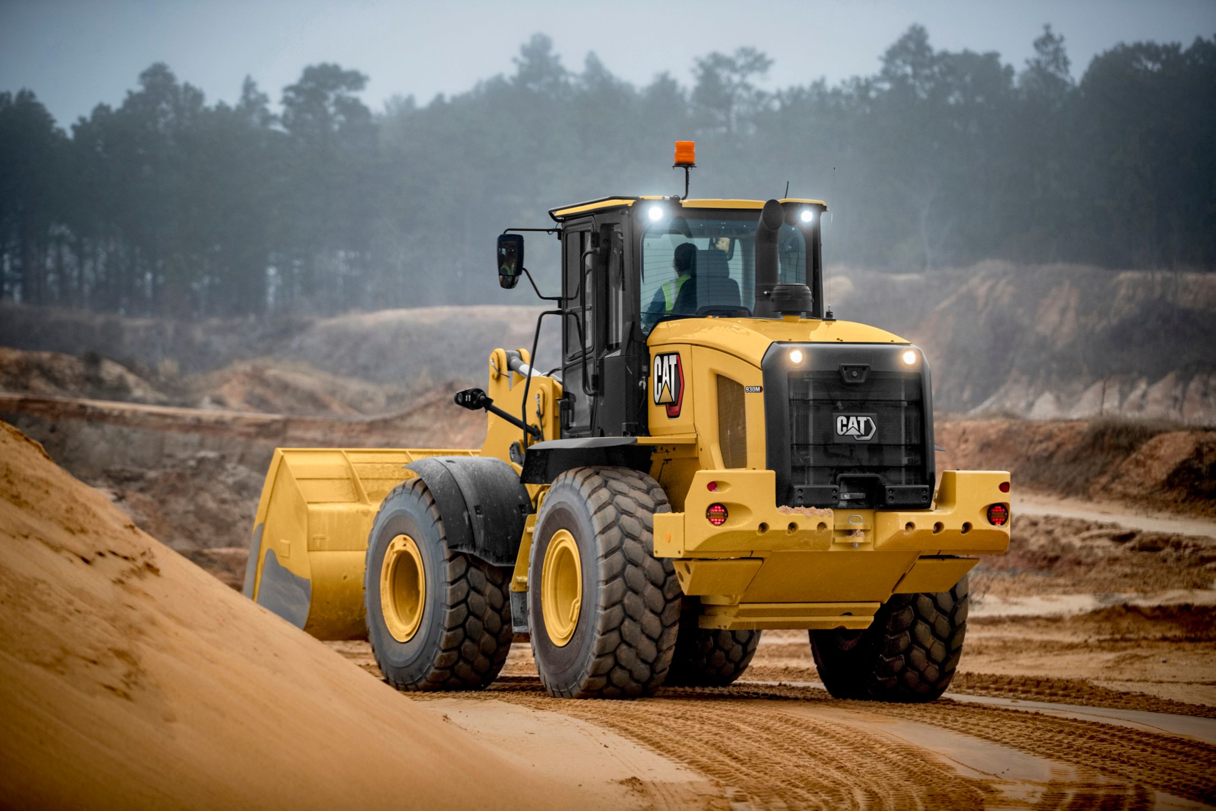 Small Wheel Loaders 930M Aggregate Handler