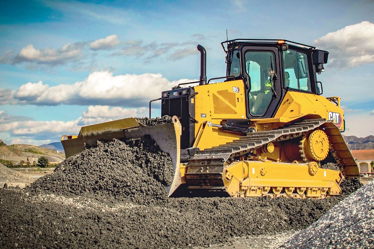 Cat D5 dozer