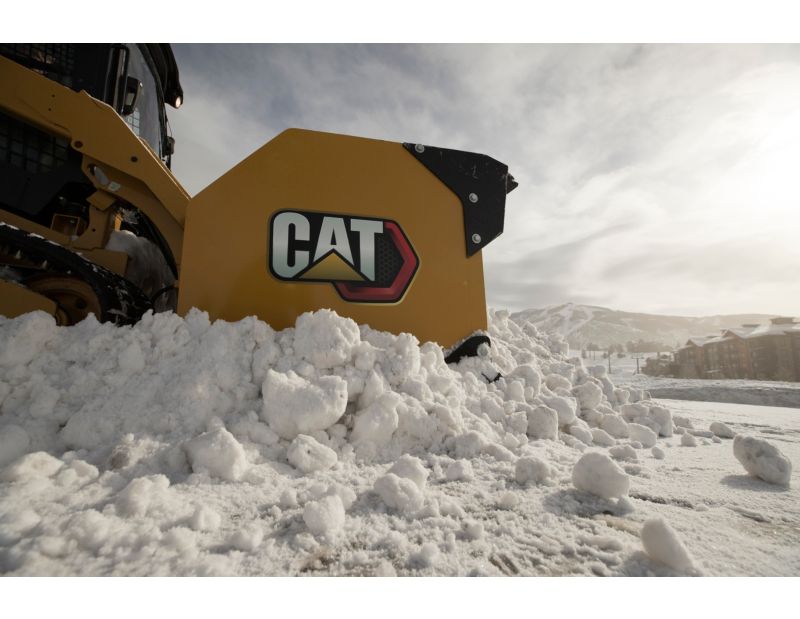 Cat® Snow Push doing the work.