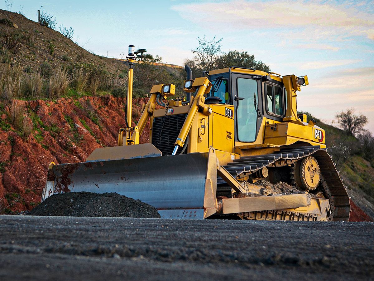 あす楽対応】 キャタピラ ブルドーザー Caterpillar D6T 模型