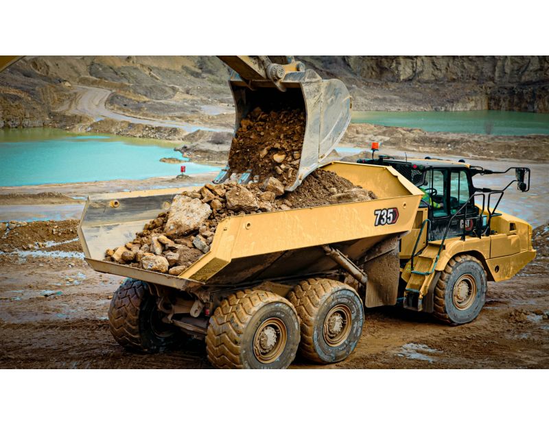 735 Three Axle Articulated Truck