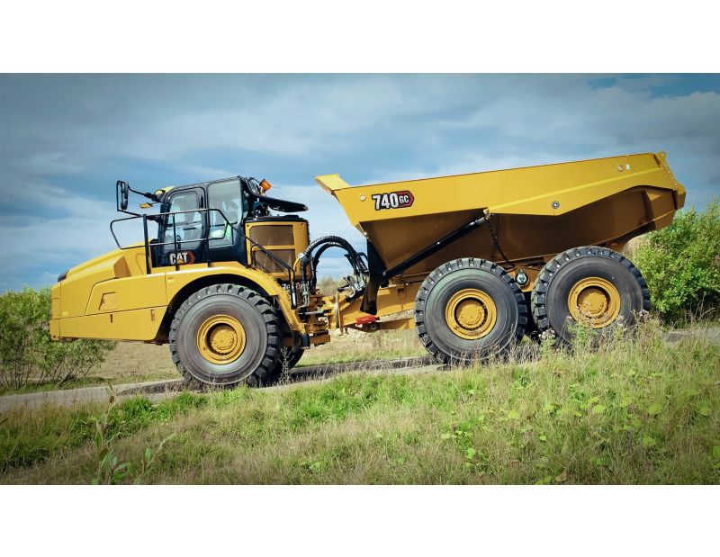 740 EJ Articulated Haul Truck | Cat | Caterpillar
