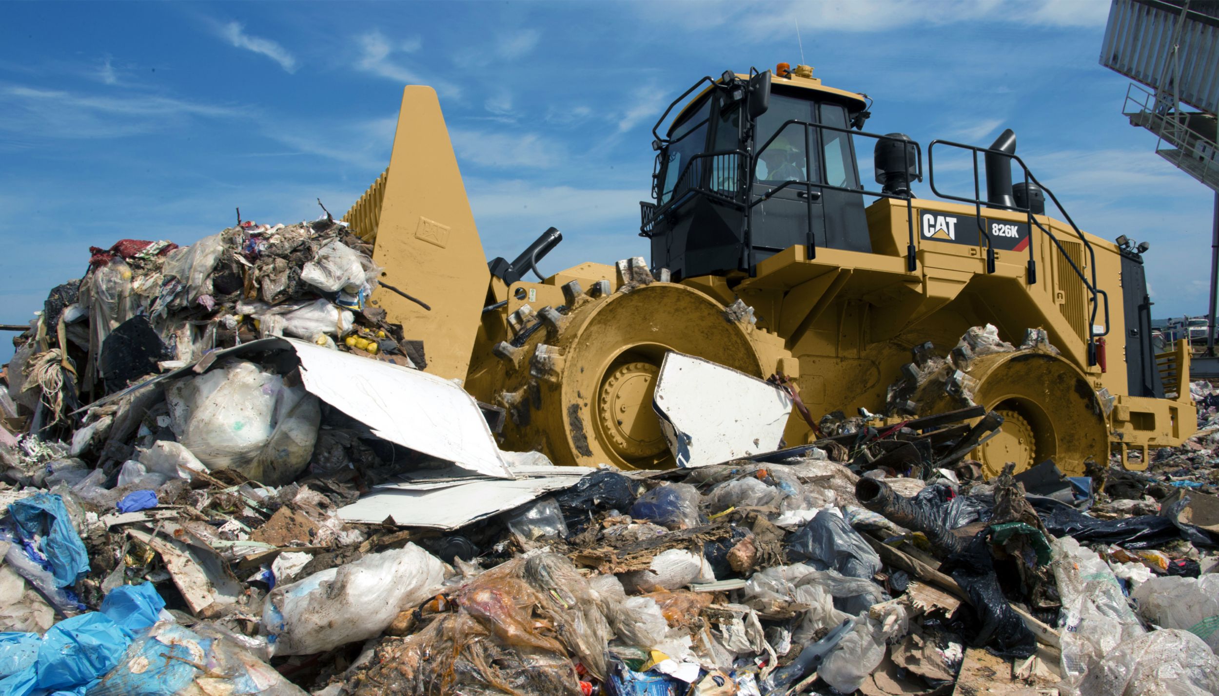 Cat 826K Landfill Compactor