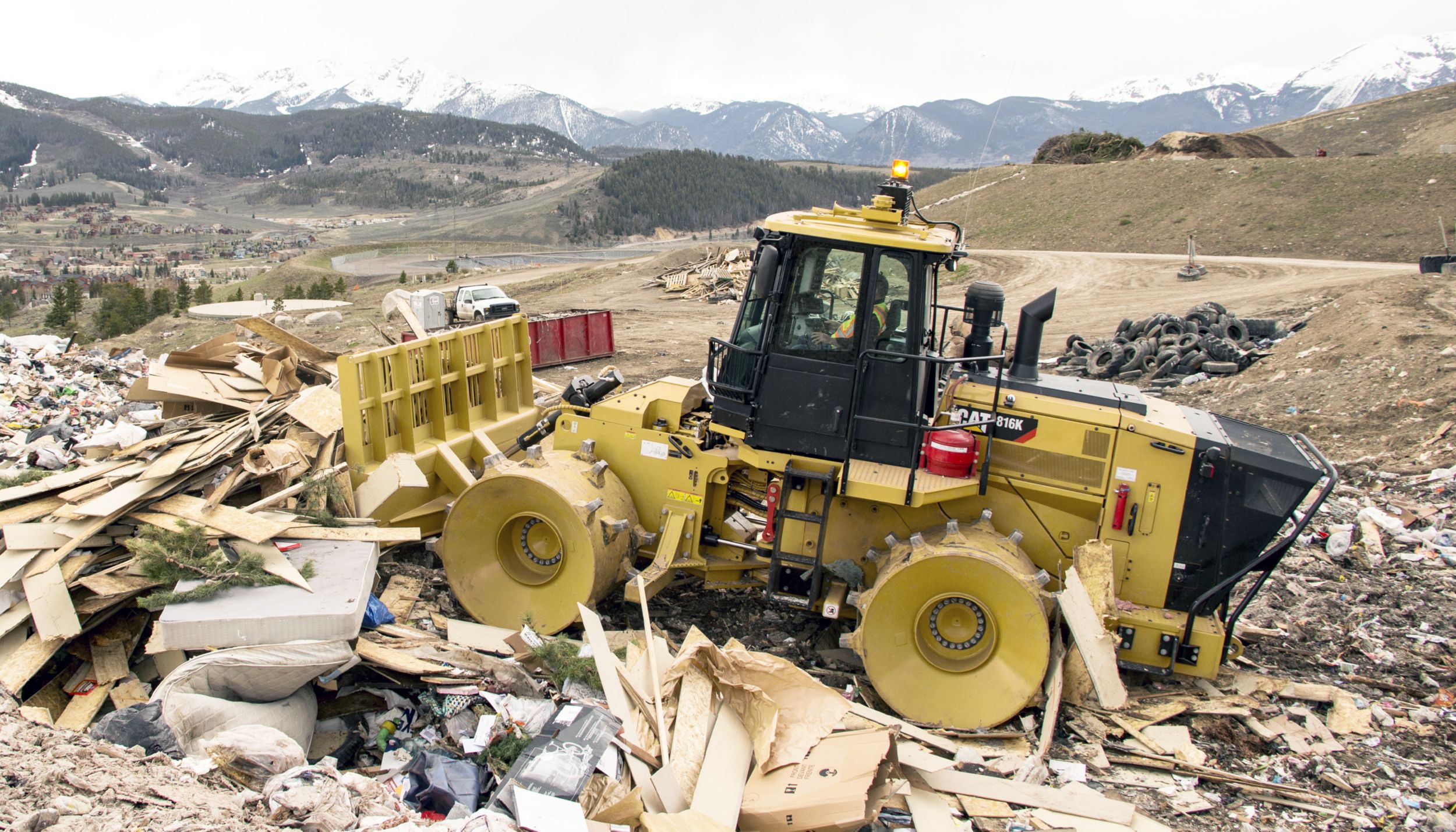 Cat 816K Landfill Compactor