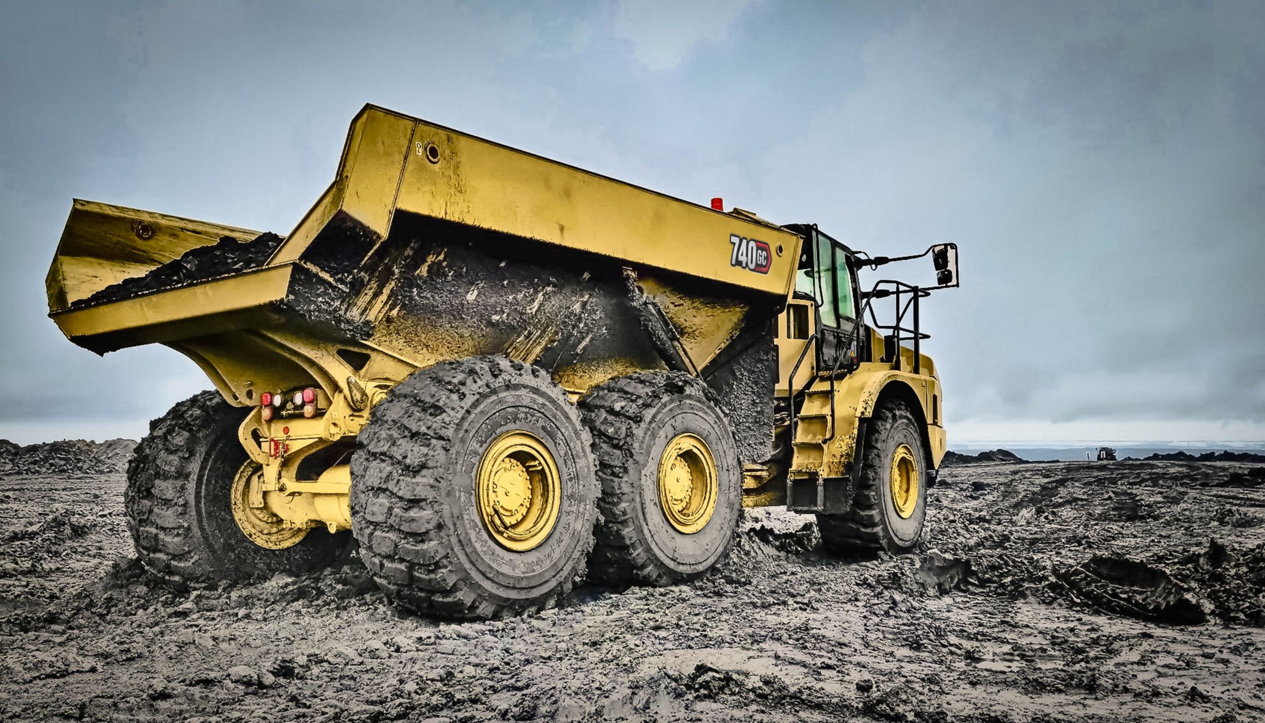 For CAT 740b Articulated Dump Truck With Tipper Body 1/50 Diecast Model Car For Sale Online | UK