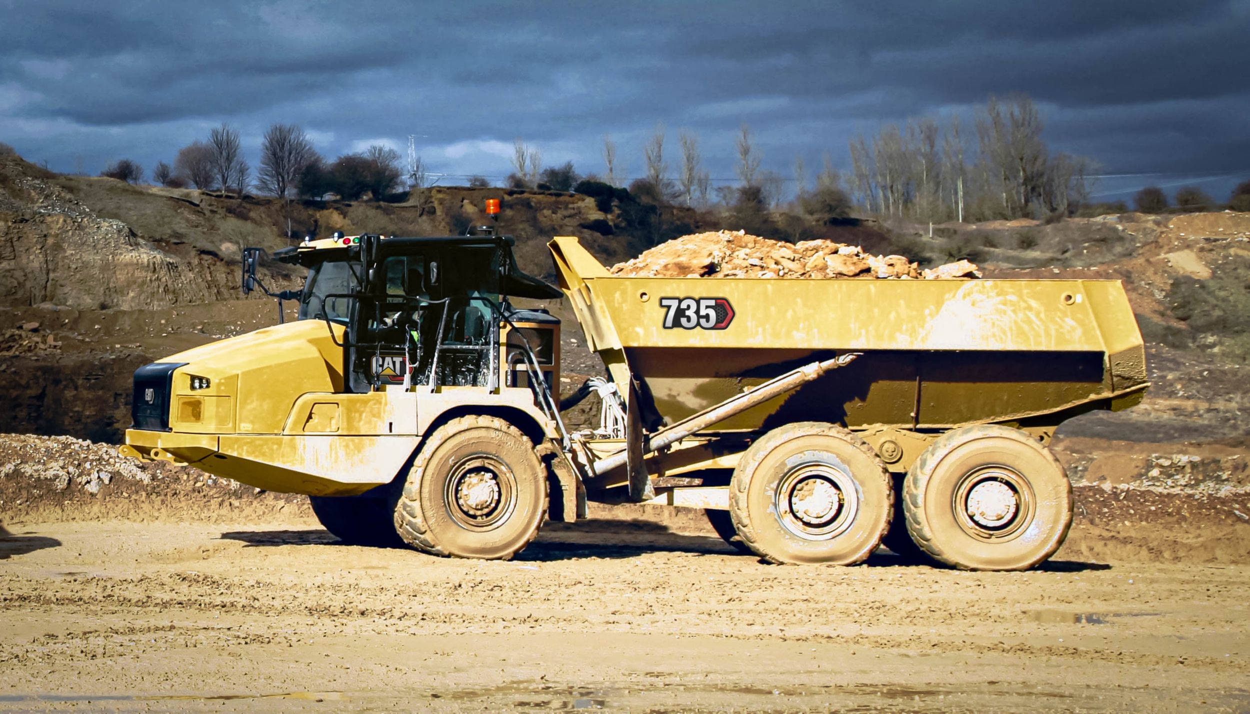 Cat 735 Articulated Haul Truck