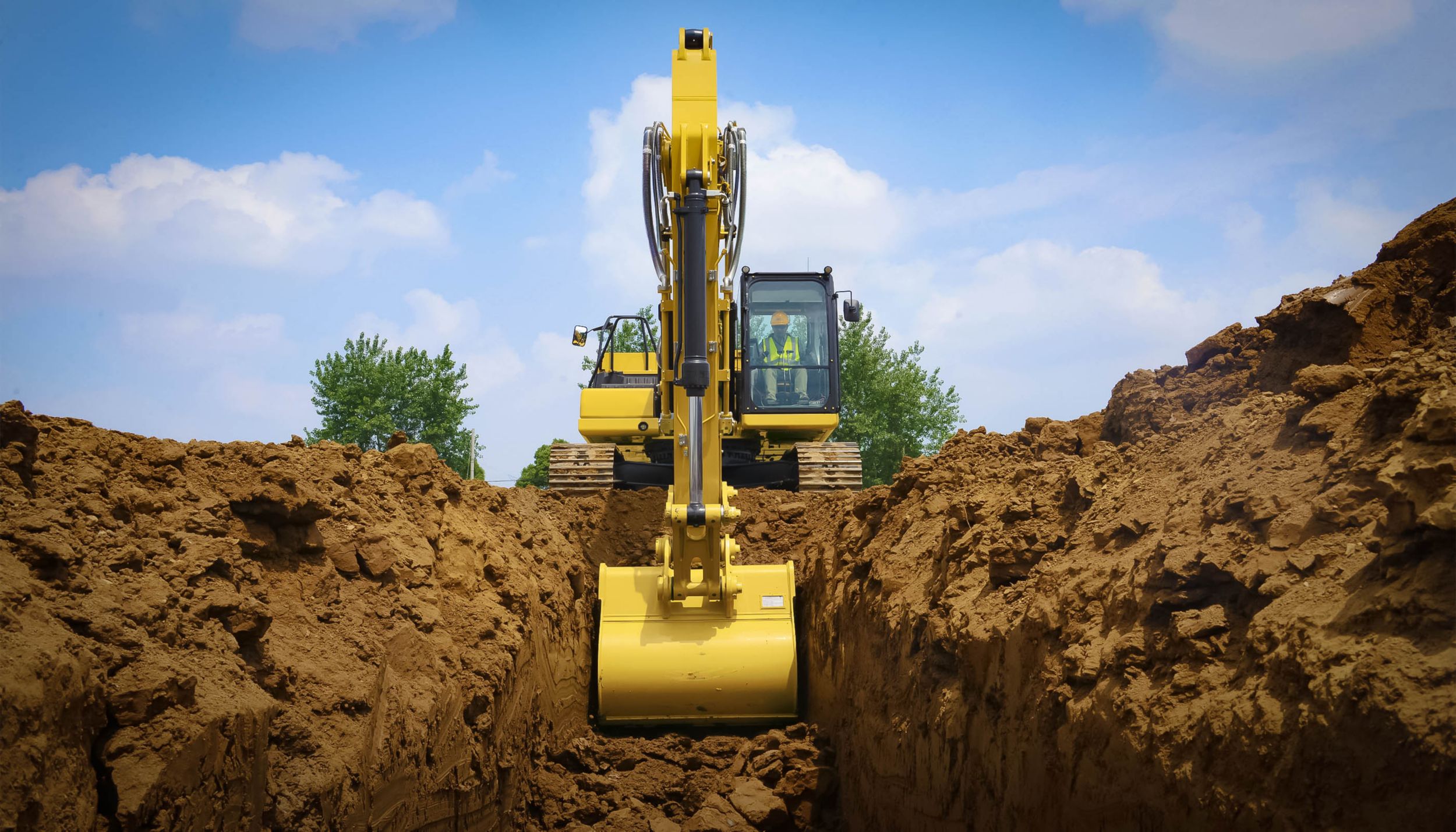 Cat 320 Hydraulic Excavator - DO MORE WITH LESS FUEL