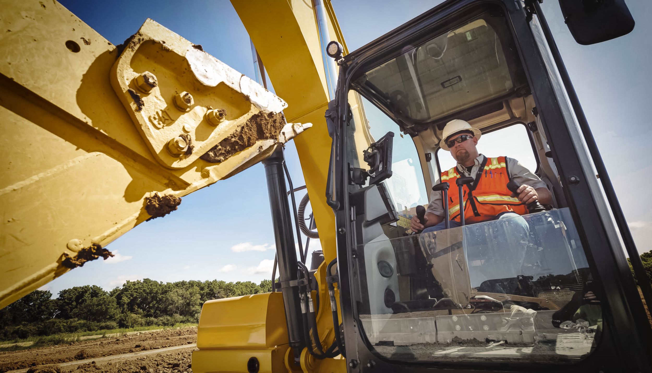 Cat 320 Hydraulic Excavator - DESIGNED FOR OPERATORS