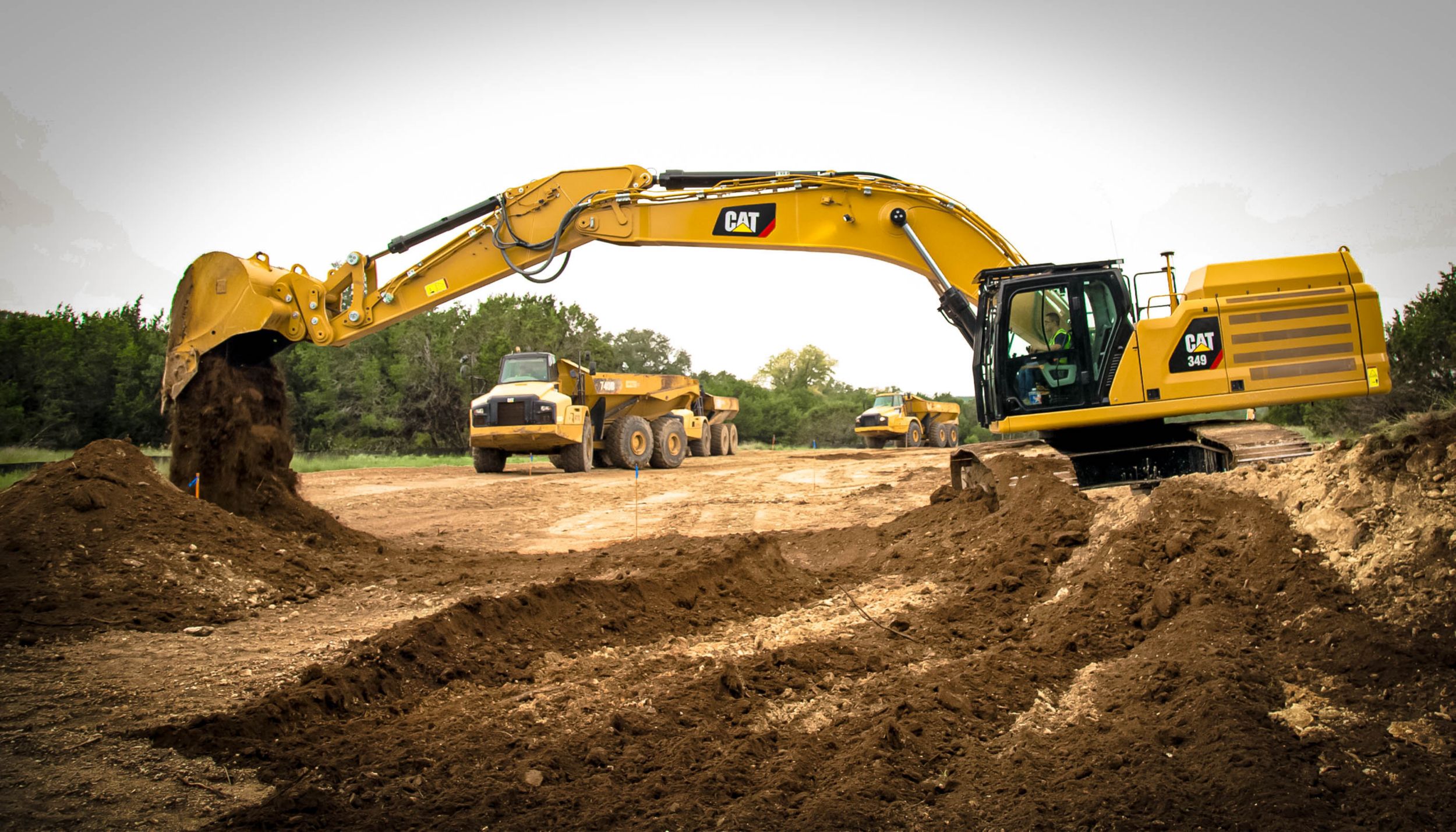 Cat 349 Hydraulic Excavator - EFFICIENCY AND PRODUCTIVITY