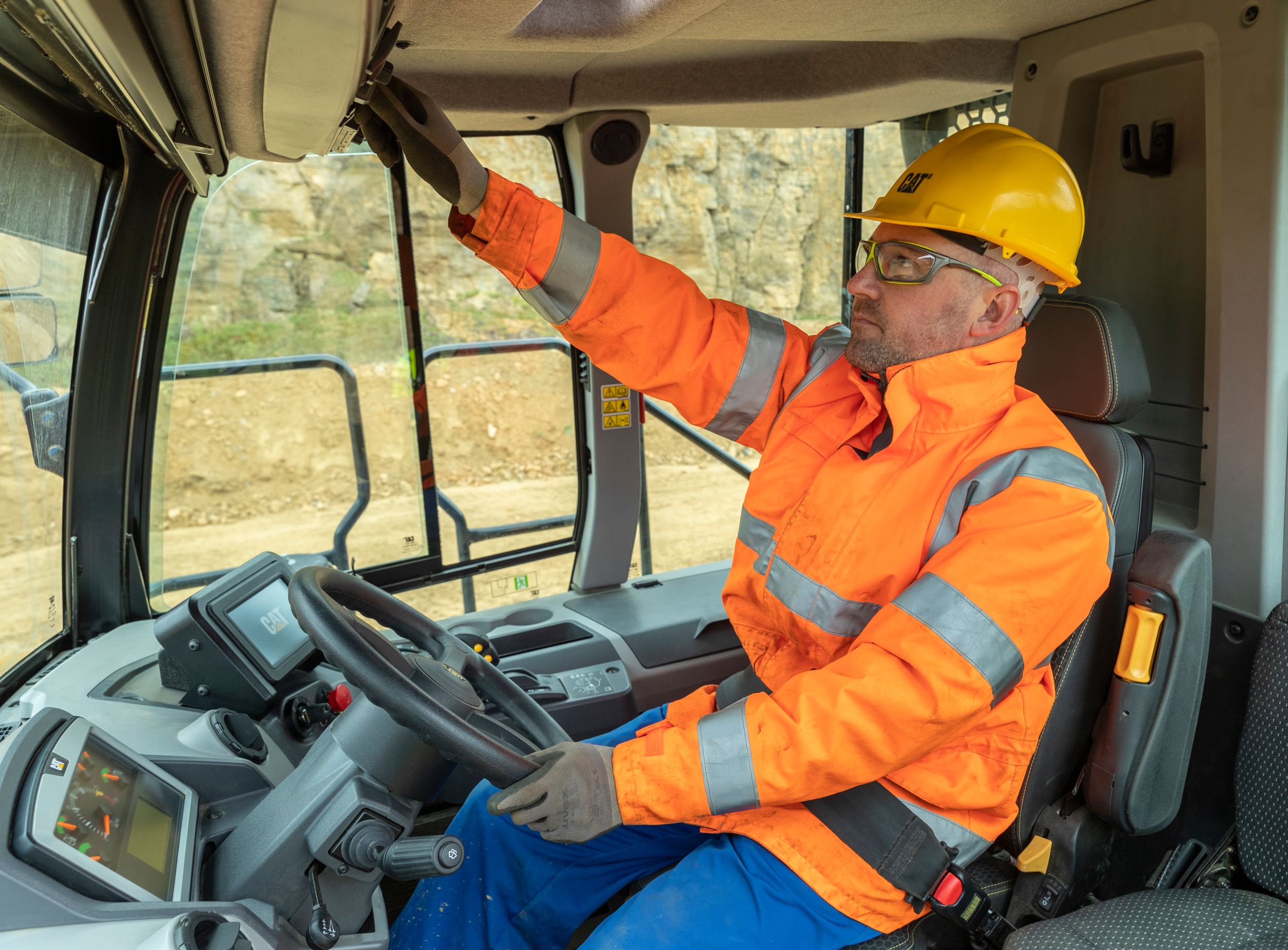 Cat 730 Articulated Haul Truck