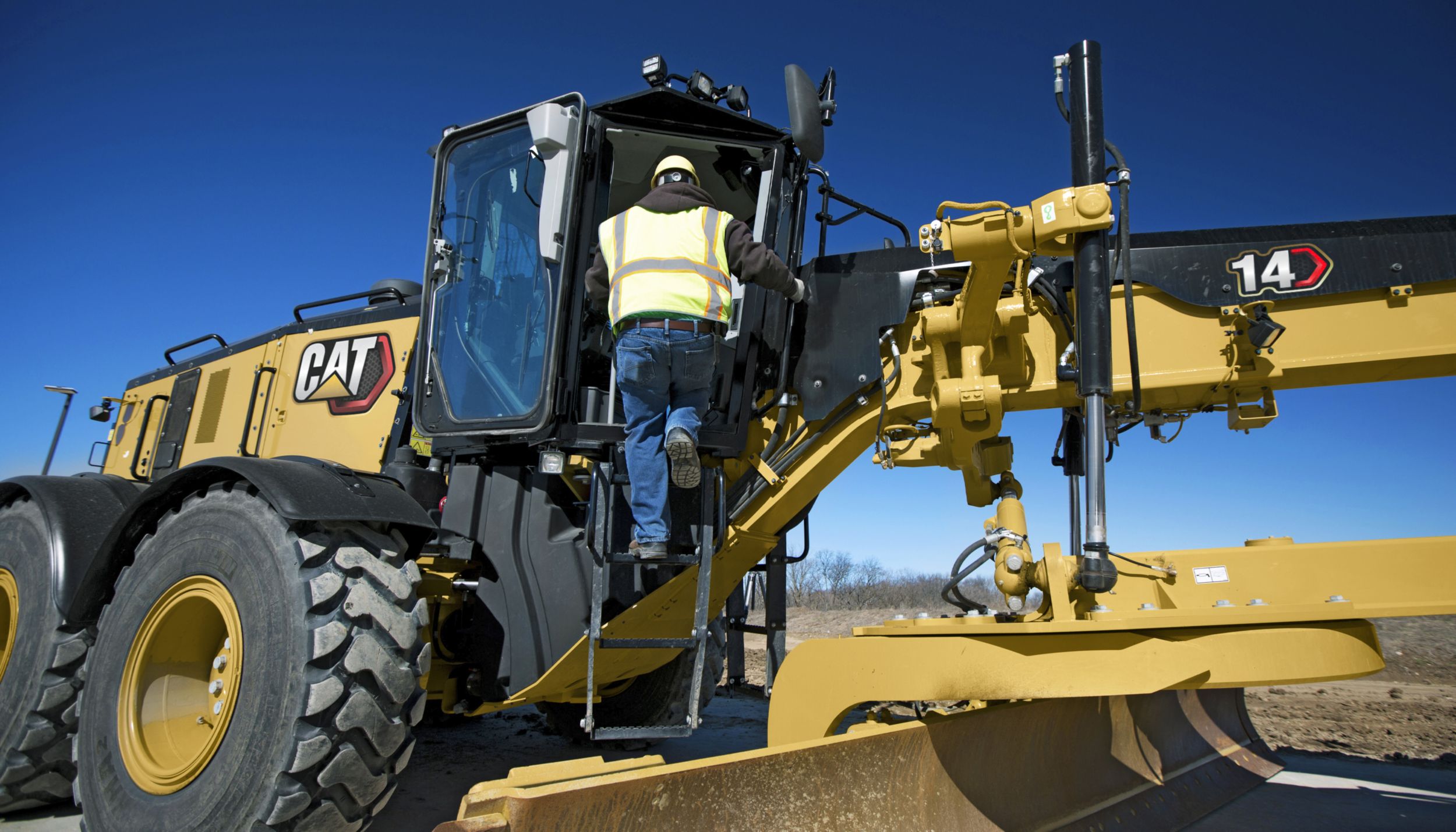 Cat 14 Motor Grader - BUILT-IN SAFETY FEATURES